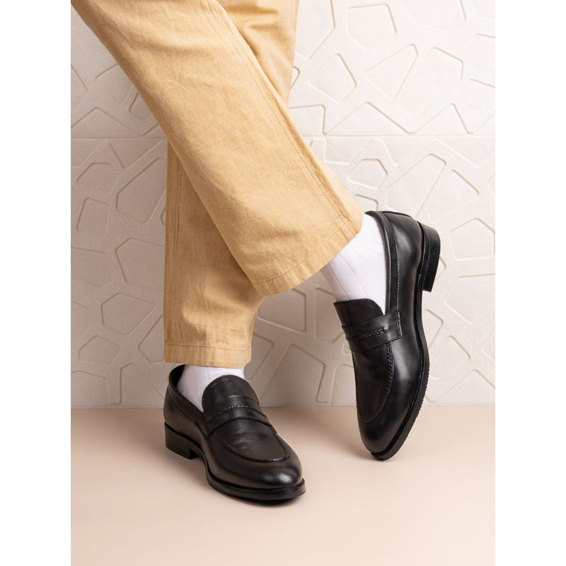 La Botte Men Black Solid Formal Loafers (EURO 43)