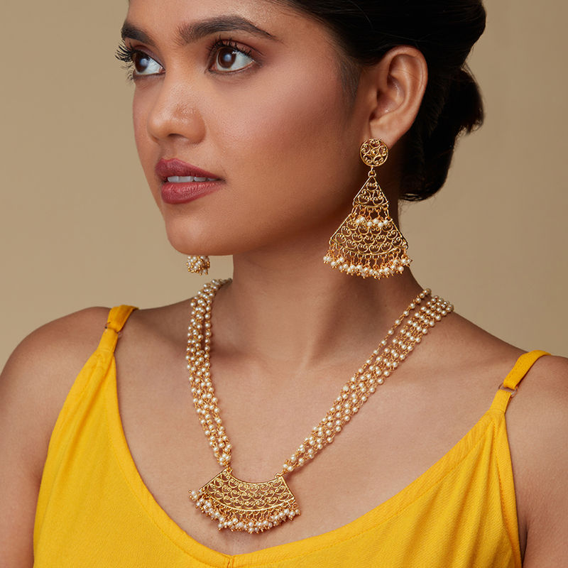 Azai by Nykaa Fashion Traditional Gold and Off White Temple Necklace