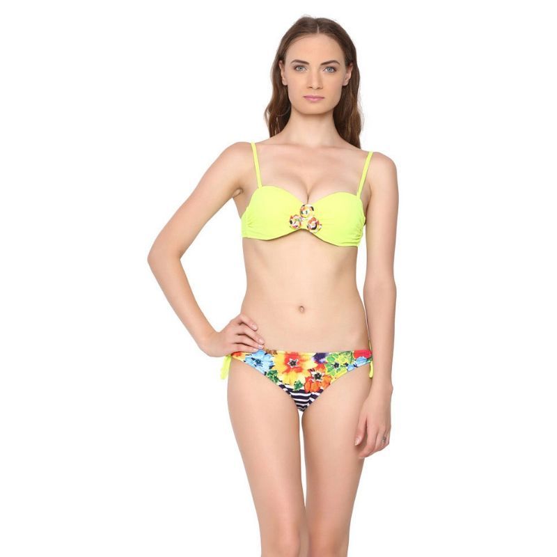 nykaa swimwear