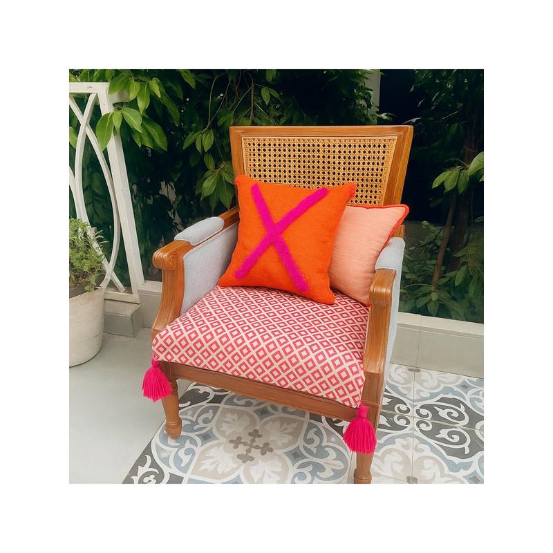 THROW PILLOW Red Diamond With Magenta Corner Tassel Sofa Cover (1 Seater)