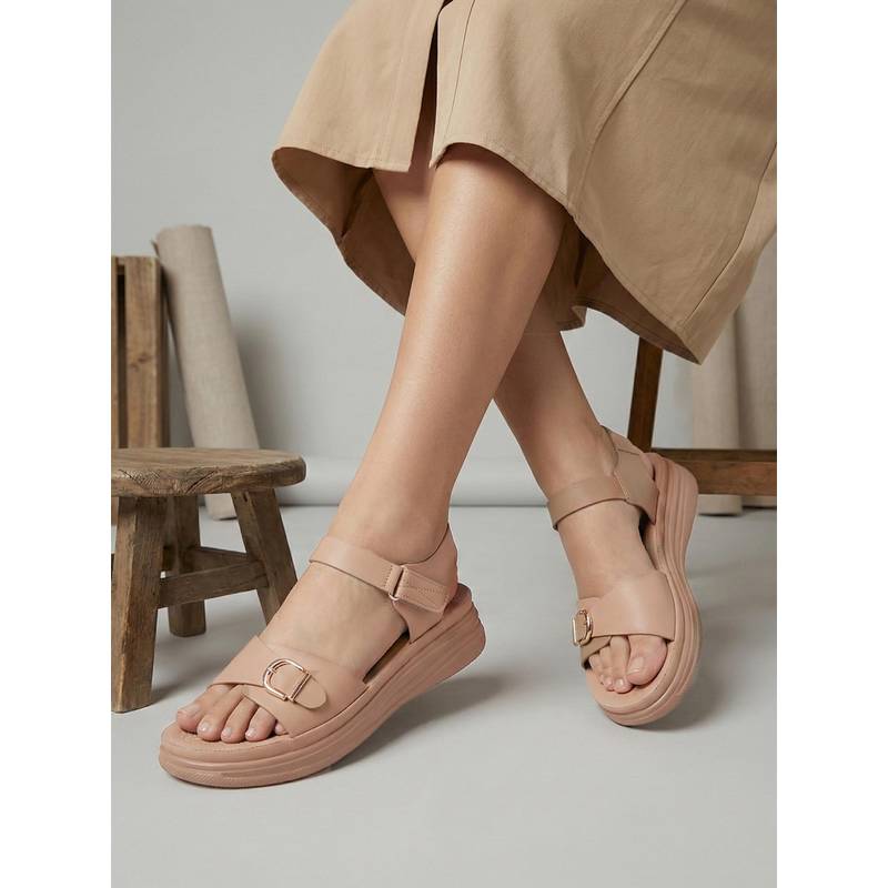 SHUZ TOUCH Women Comfort Beige Sandals (EURO 38)