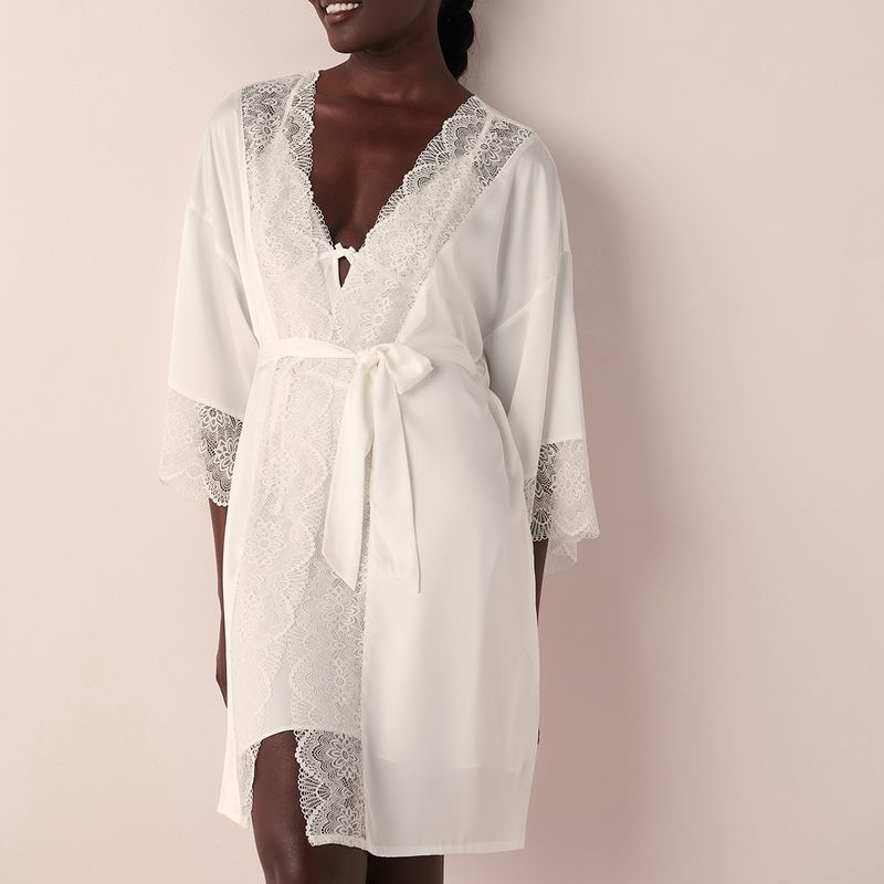 La Vie En Rose Satin Lace Kimono - White (M)