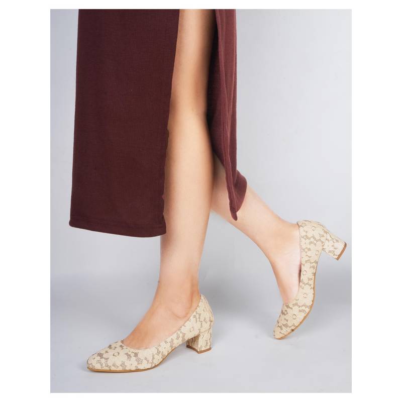 Dollphin Women Cream Pointed Toe Block Pump Heels (EURO 41)
