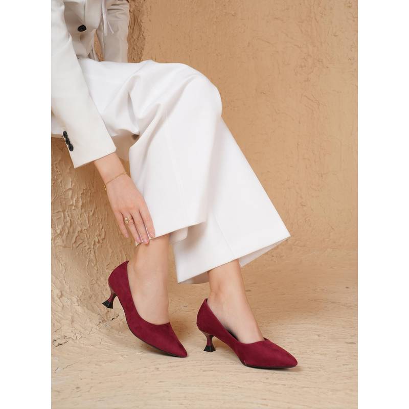 Dollphin Women Maroon Pointed Toe Pump Heels (EURO 38)