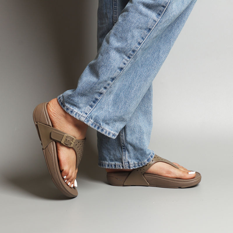 Indifeet Brown Comfortable and Casual Rubber Slip On Flipflops (UK 3)