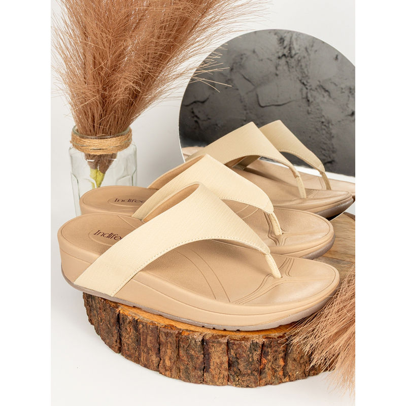 Indifeet Cream Textured & Casual Thong Platform Sandals (UK 5)