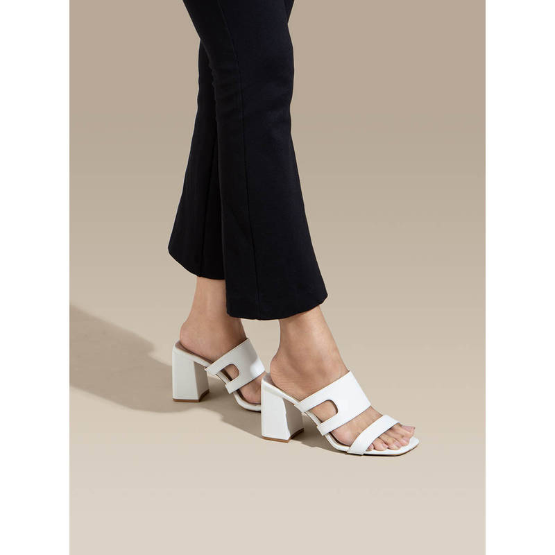 Chaal Chalan White Alyssa Heels (EURO 36)