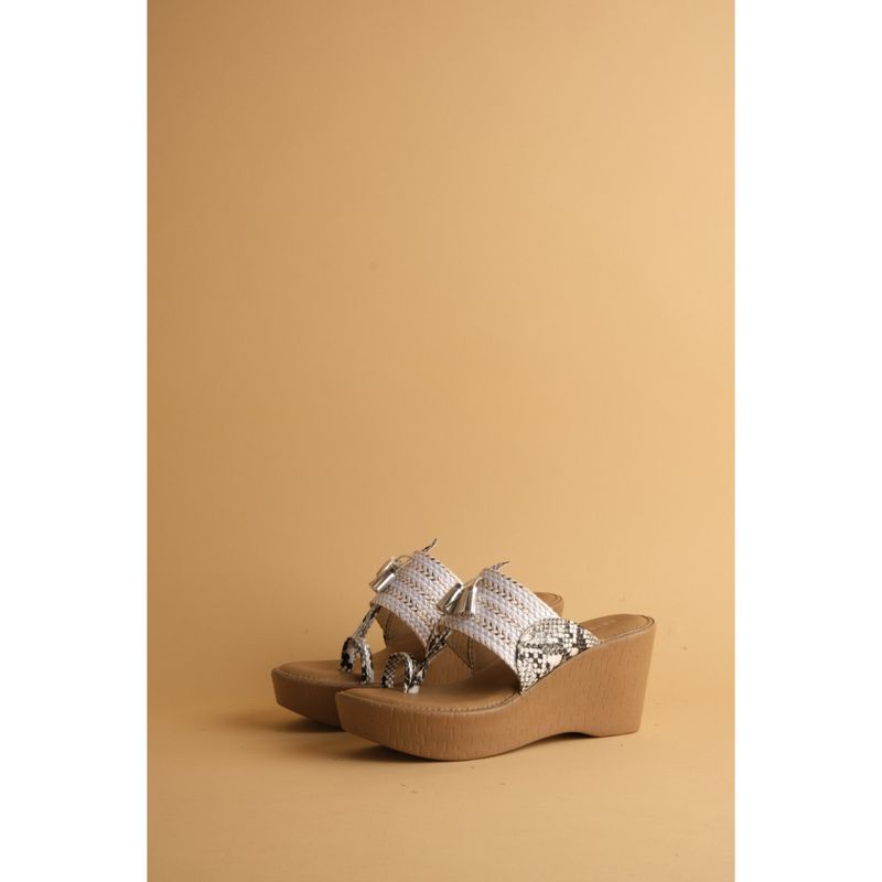 kolhapuri wedge heels