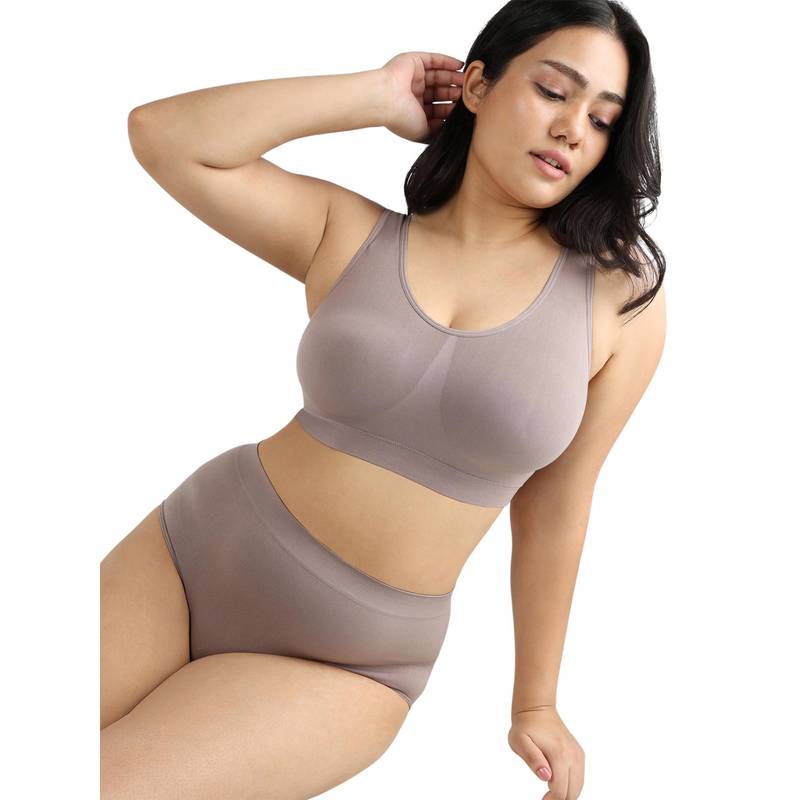 Wacoal Women's Firm Fit Padded Non-Wired Full Cup Seamless Slip-On Bralette-Grey (M)