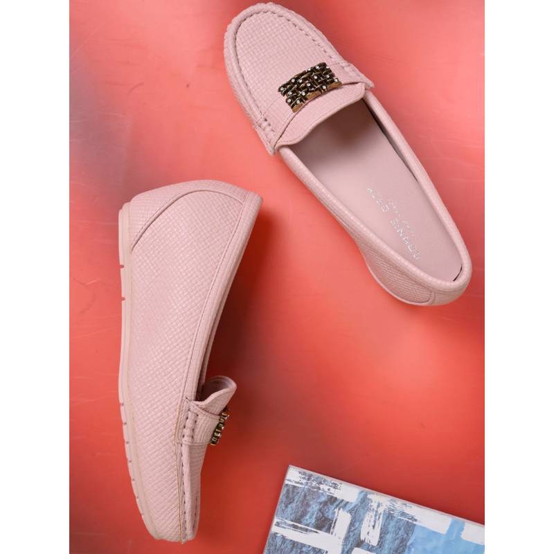 Ronnie Grey Women Pink Textured Loafers (EURO 36)