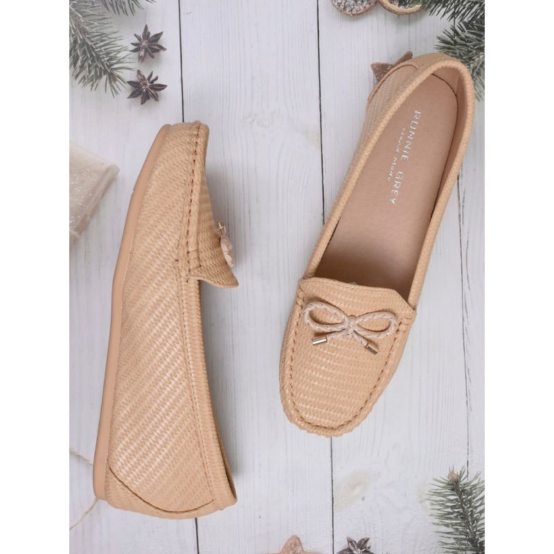 Ronnie Grey Women Beige Basket Weave Textured Loafers (EURO 36)
