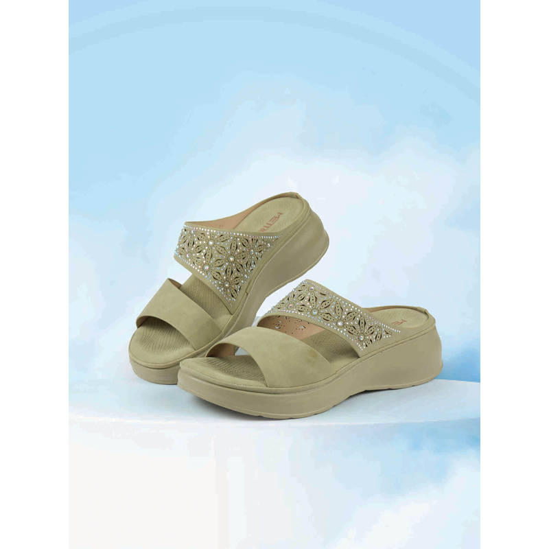 Metro Women Green Open Casual Wedges Heels (EURO 38)