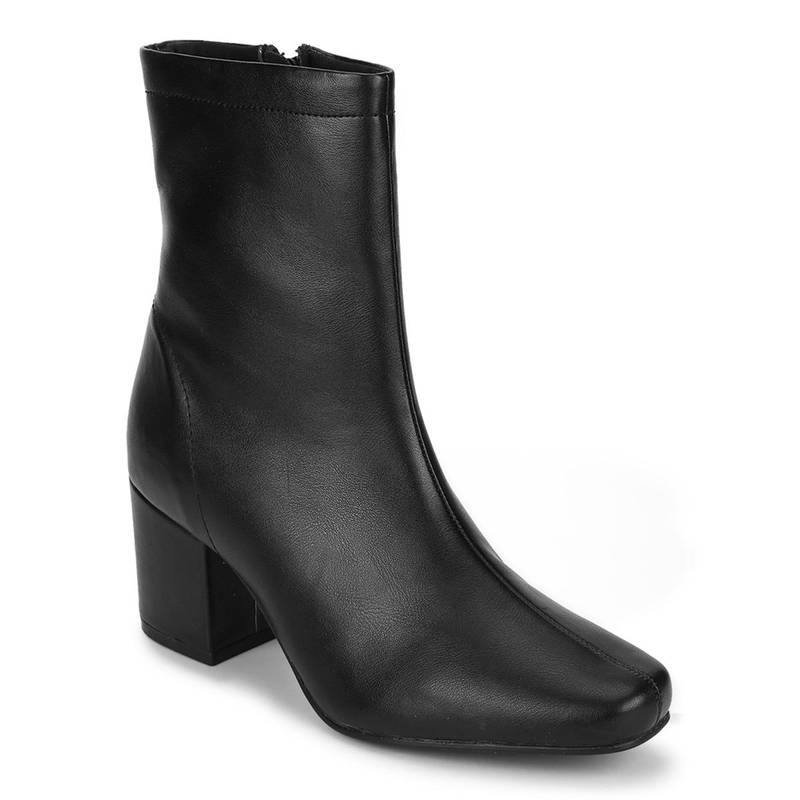 Truffle Collection Black Solid Boots (UK 3)