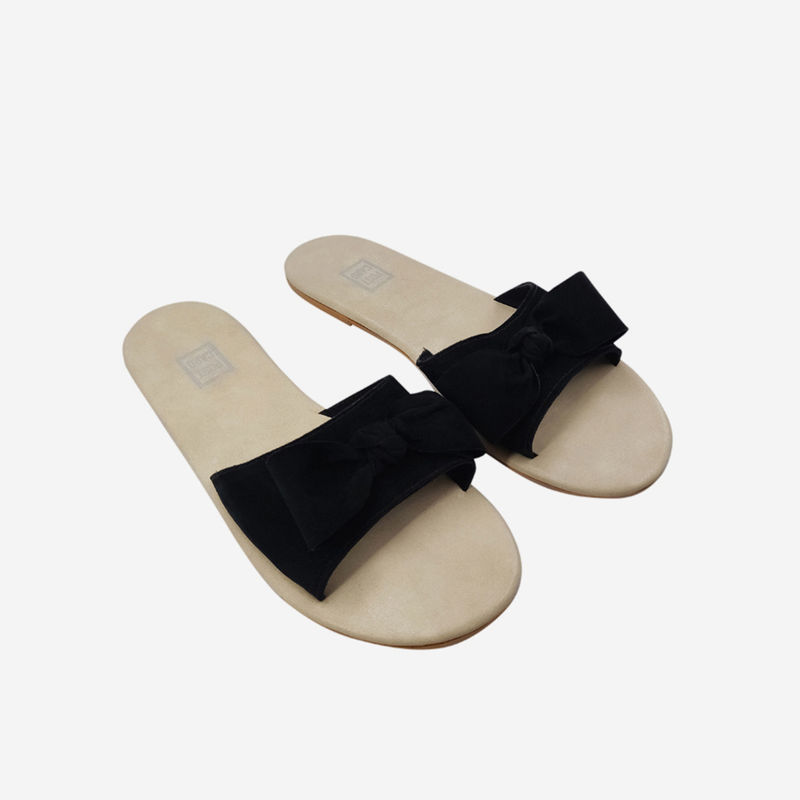 Post Card Gladiola - Black Bow Flats Sandals - EURO 39
