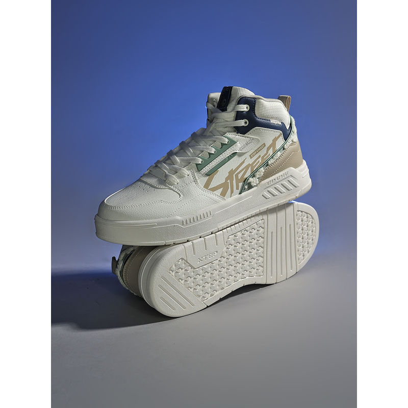 Xtep Mens Round Toe Lace-Ups Skateboarding Shoes White (EURO 41)