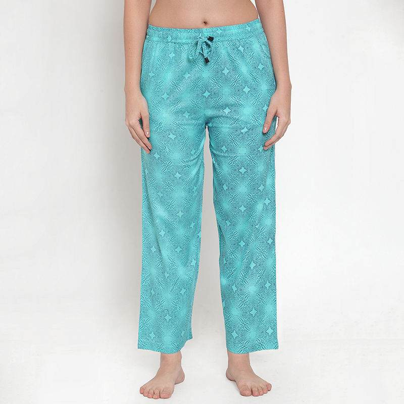 Secret Wish Women's Sky Blue Cotton Printed Pyjama (L)