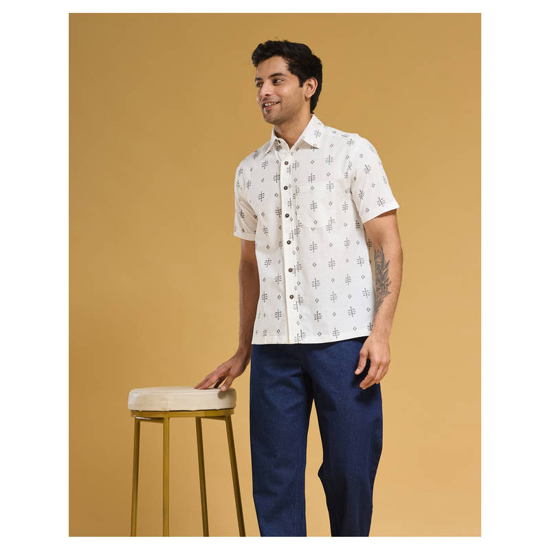 Fabindia Off White Cotton Printed Bush Shirt (M)