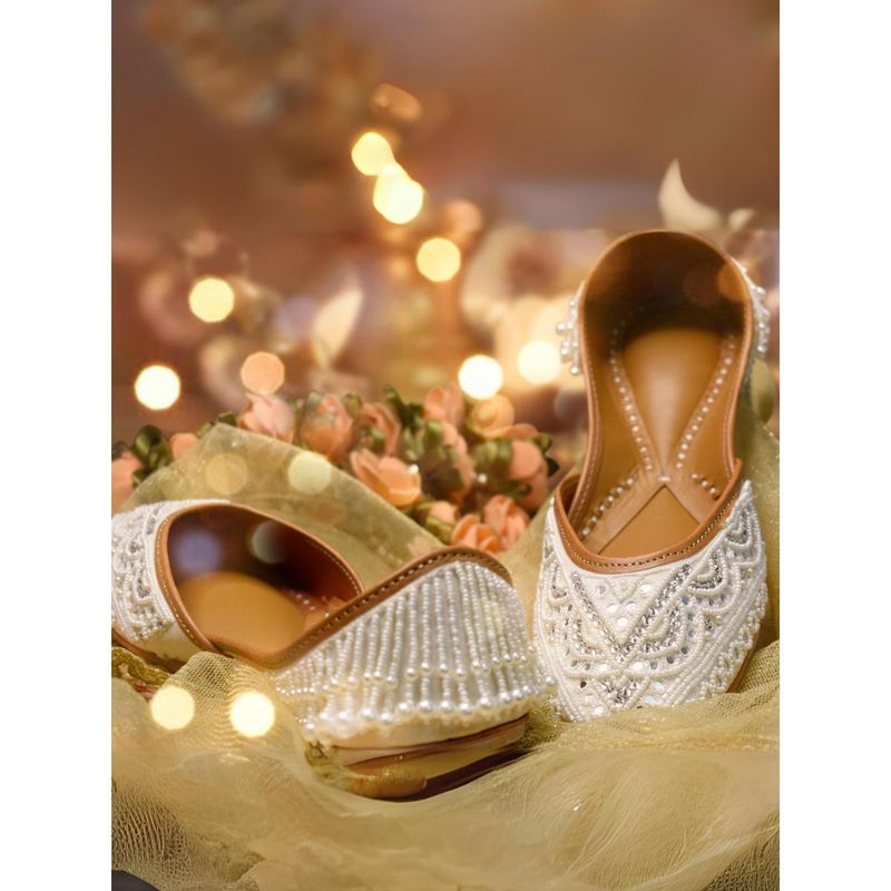 YASSIO Tassel Embroidered Zephyra Jutti (EURO 36)