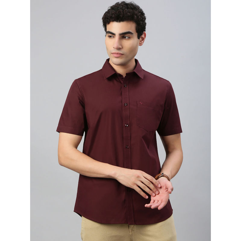 Classic Polo Burgundy Solid Slim Fit Shirt (L)