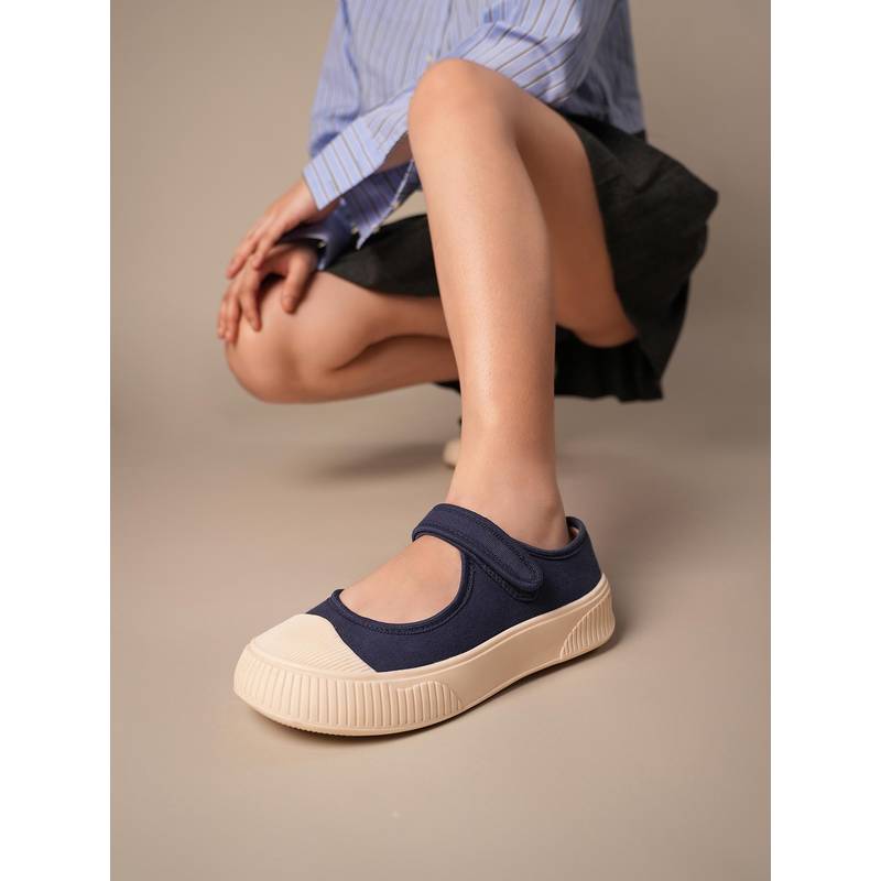 Theater Women Jiro Navy Blue Mary Jane Sneakers (Euro 37)