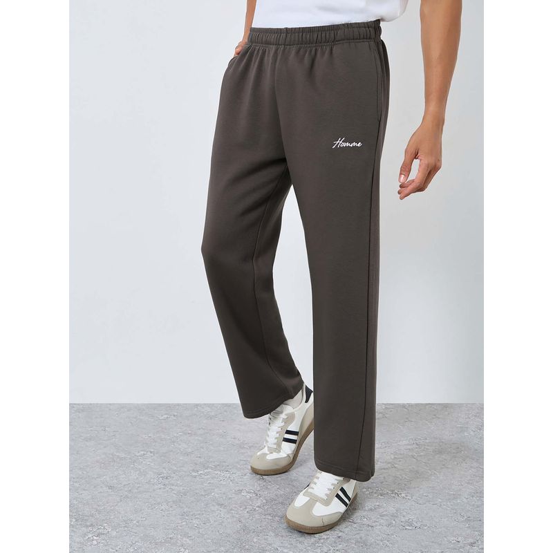 Styli Men Signature Relaxed Open Hem Track Pant - Brown (L)