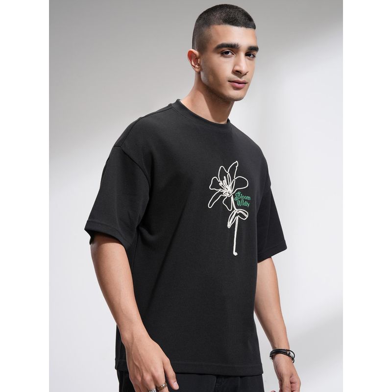 HIGHLANDER Men Black Embroidered T-Shirt (XS)