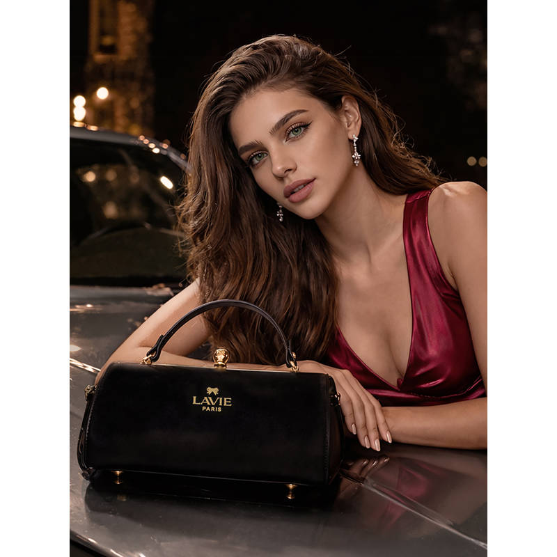 値下げしました‼️アンティークキラキラバックPARIS Buy Lavie Paris Women's Dorie Frame Satchel Bag with Detachable