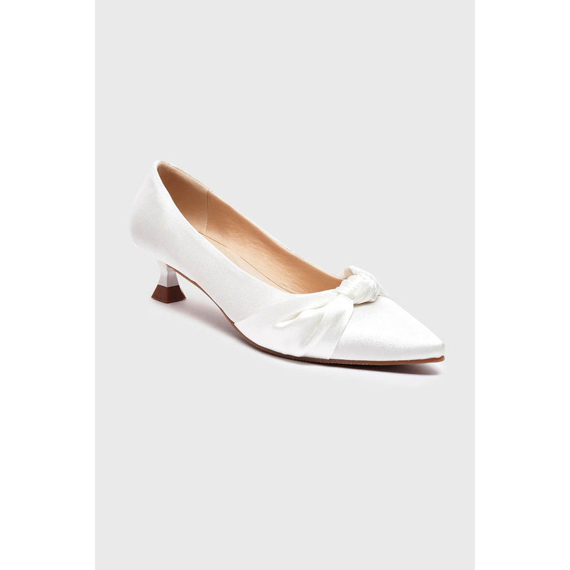 Van Heusen Women White Heels Pumps (UK 3)