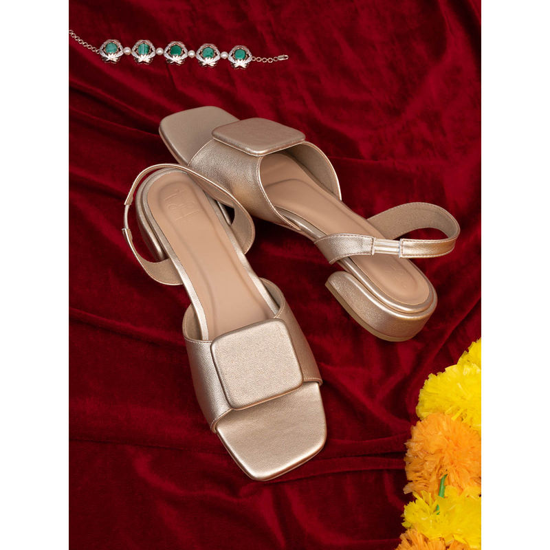 Hydes N Hues Premium Quality Pu Upper Back Strap Gold Sandals (EURO 37)
