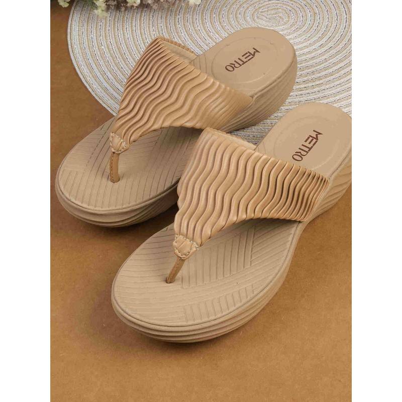 Metro Women Beige Casual Sandals (EURO 36)