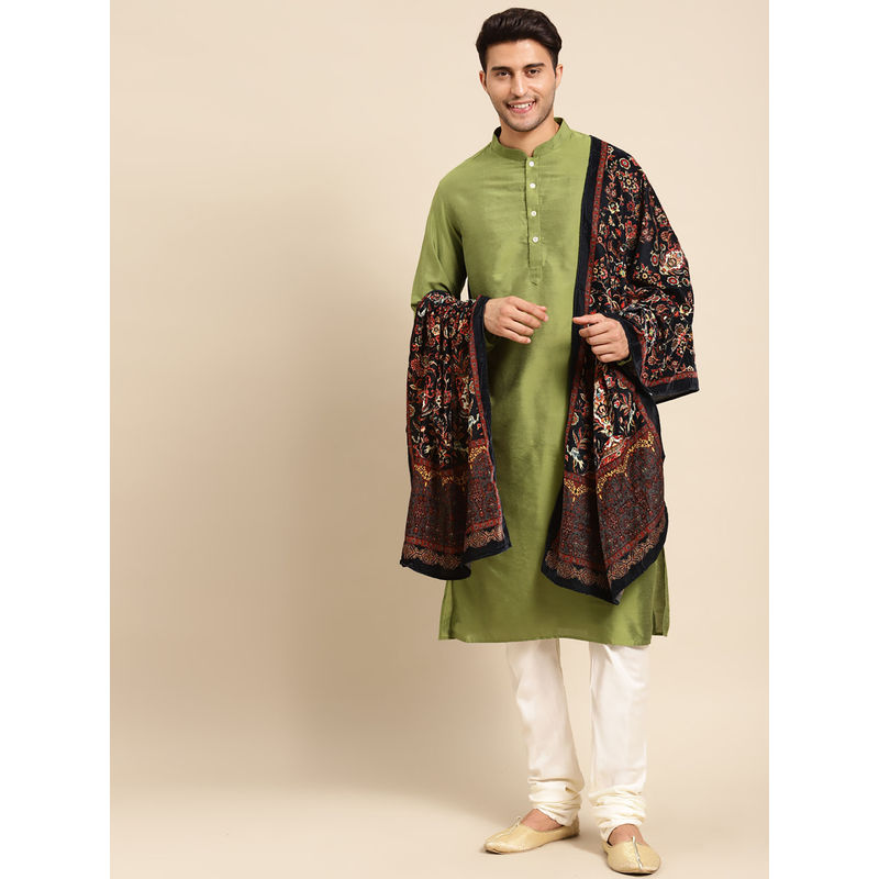 KISAH Men Green Kurta Churidar and Dupatta (Set of 3) (38)