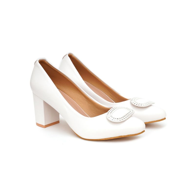 SHUZ TOUCH Solid Block Heels White Pumps (EURO 39)