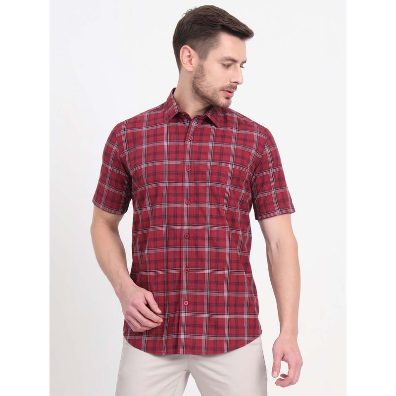JadeBlue Men Red Checks Casual Shirt (42)