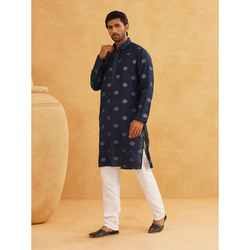 SOJANYA Men Cotton Silk Sequinned Embroidered Navy Kurta with Pyjama (Set of 2) (44)