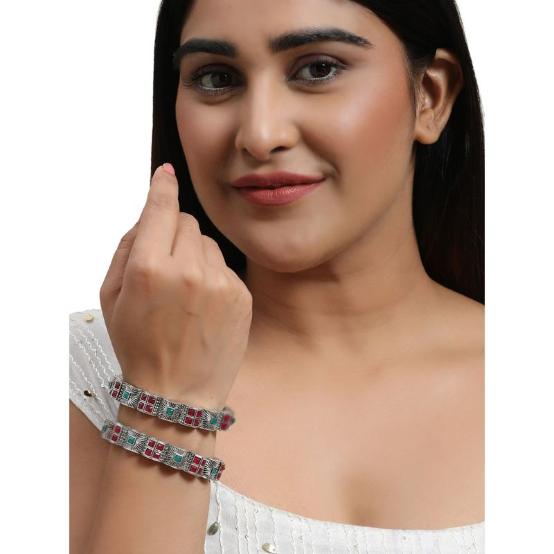Anika's Creations Silver Oxidised Curved Designed Stone Studded Bangles (Set of 2) (2.4)