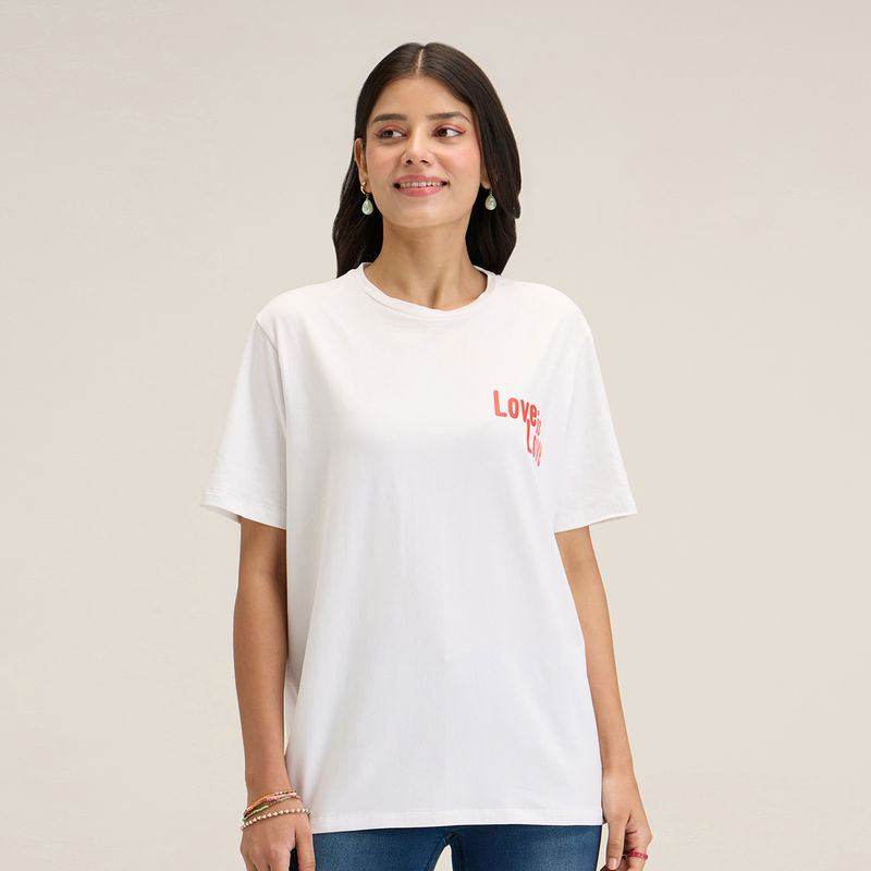 Twenty Dresses by Nykaa Fashion Basics White Heart Printed Pride Tshirt (XL)