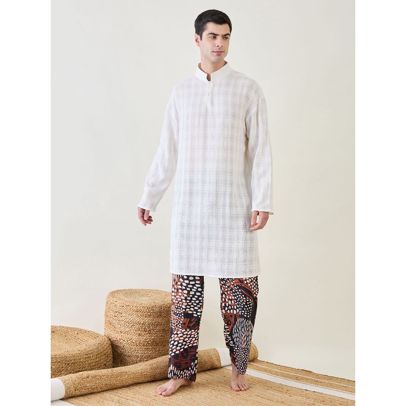 The Kaftan Company Mens White Kurta with Animal Printed Pants (Set of 2) (S)