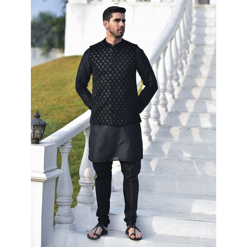 House of Deyann Black Embroidered Velvet Fabric Nehru Jacket with Kurta & Churidar for Men (Set of 3) (M)