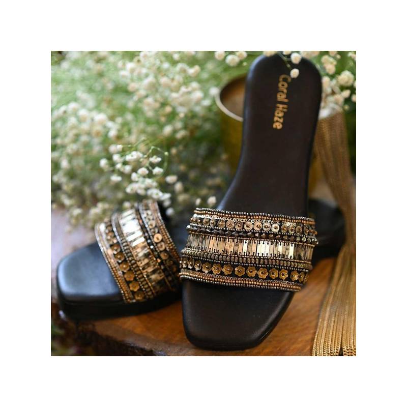 Coral Haze Nightwhisper Black Sandals (EURO 35)