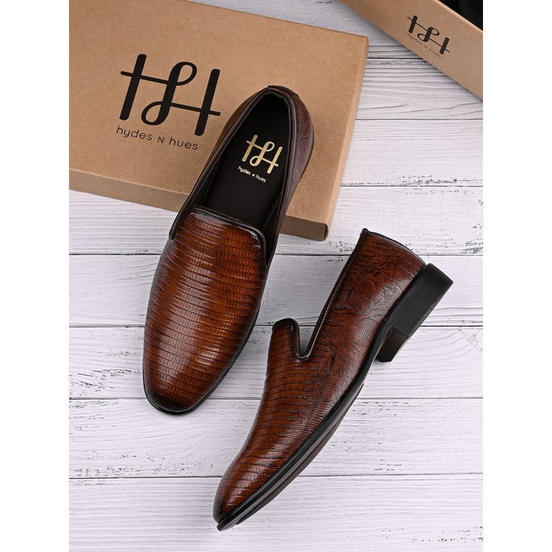 Hydes N Hues Tan Textured Moccasins for Men (UK 6)