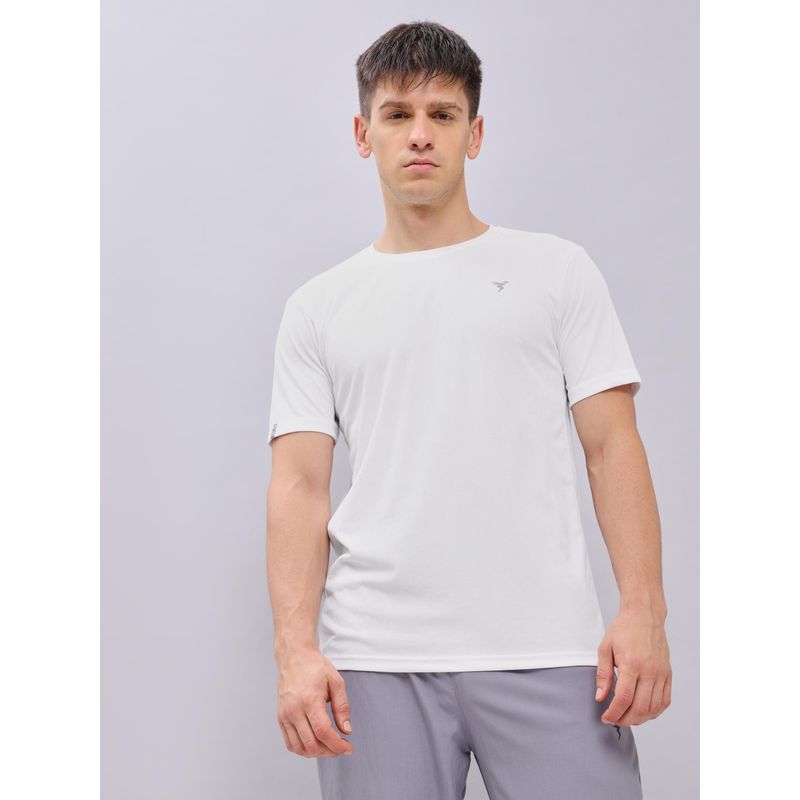Technosport Men White Solid Slim Fit Round Neck Sports T-Shirt with Technocool+ (L)