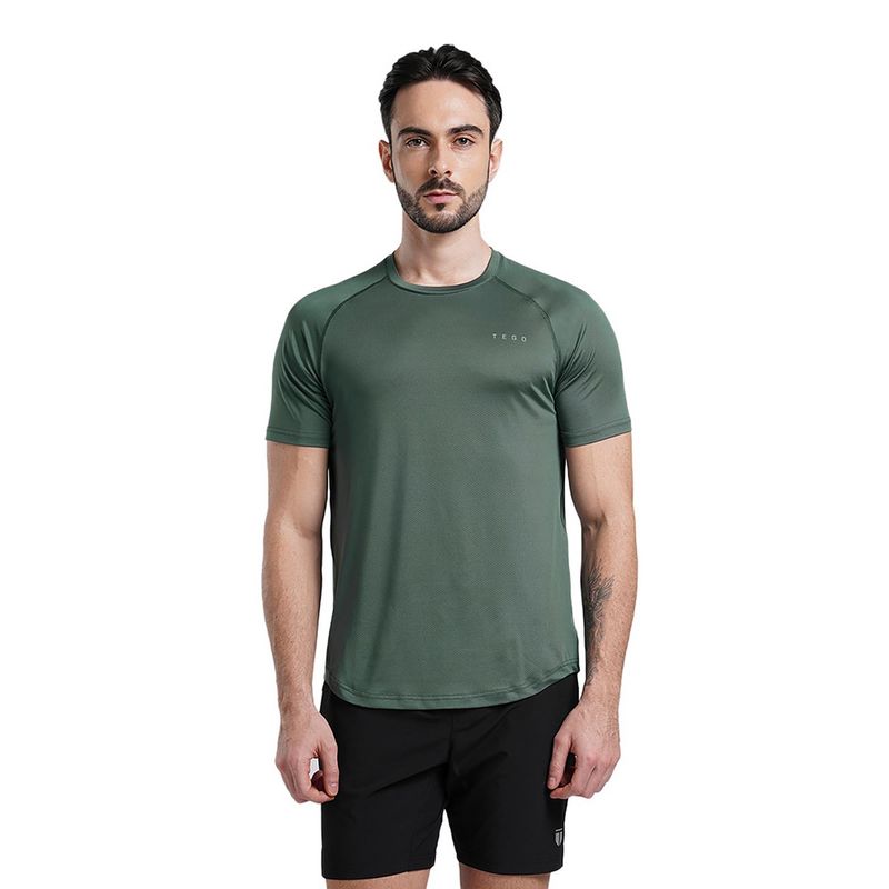 Tego Men Green Polyester Core Tech Solid T-Shirt (S)
