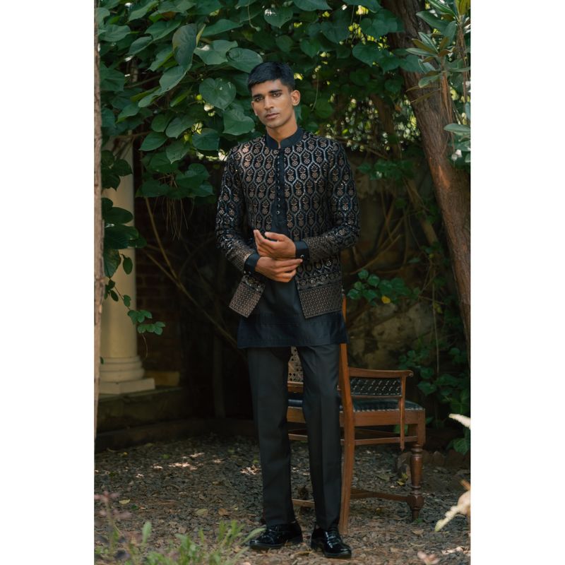 TAJIRI Monarch Black Cotton Satin Thread Work Kurta with Pant and Jacket (36)
