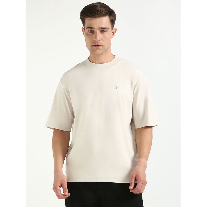 Calvin Klein Men Off White Solid Relaxed Fit T-Shirt (L)