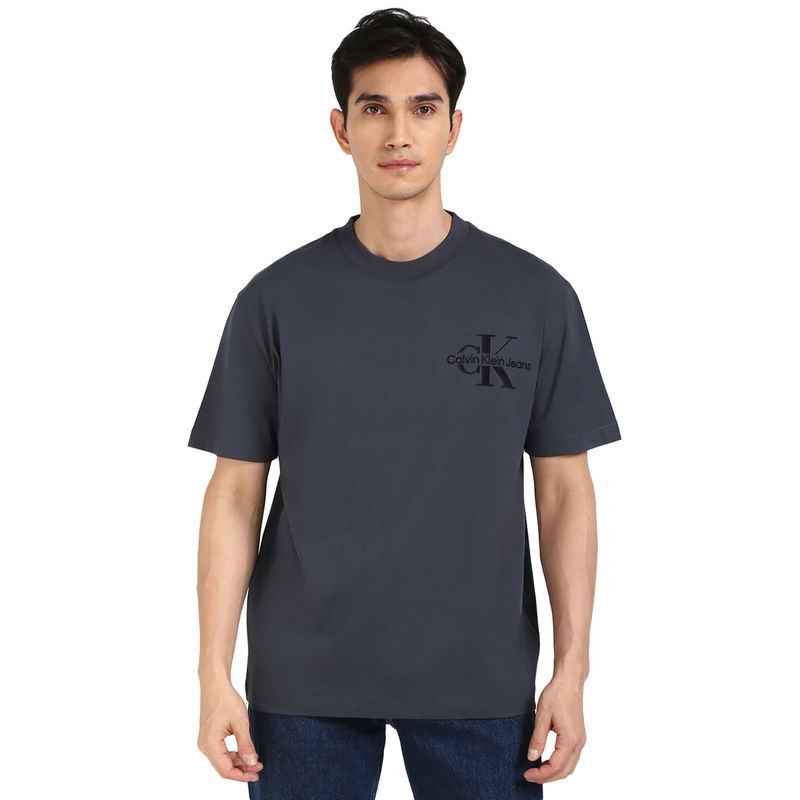 Calvin Klein Men Navy Blue Solid T-Shirt (S)
