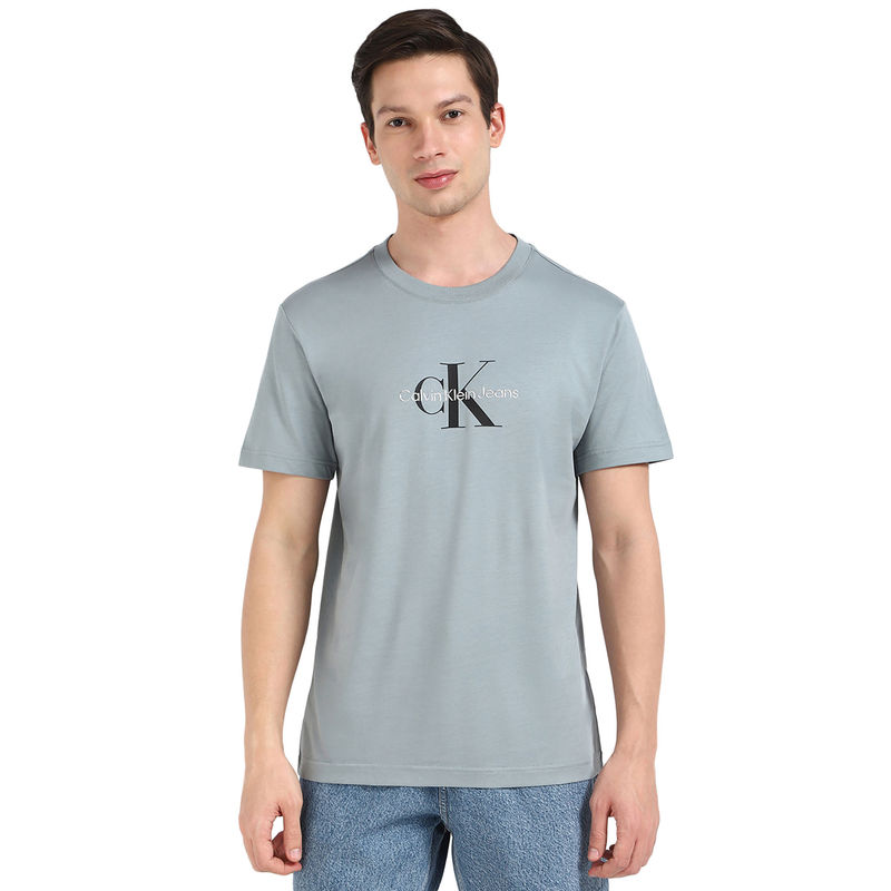 Calvin Klein Men Blue Solid T-Shirt (S)