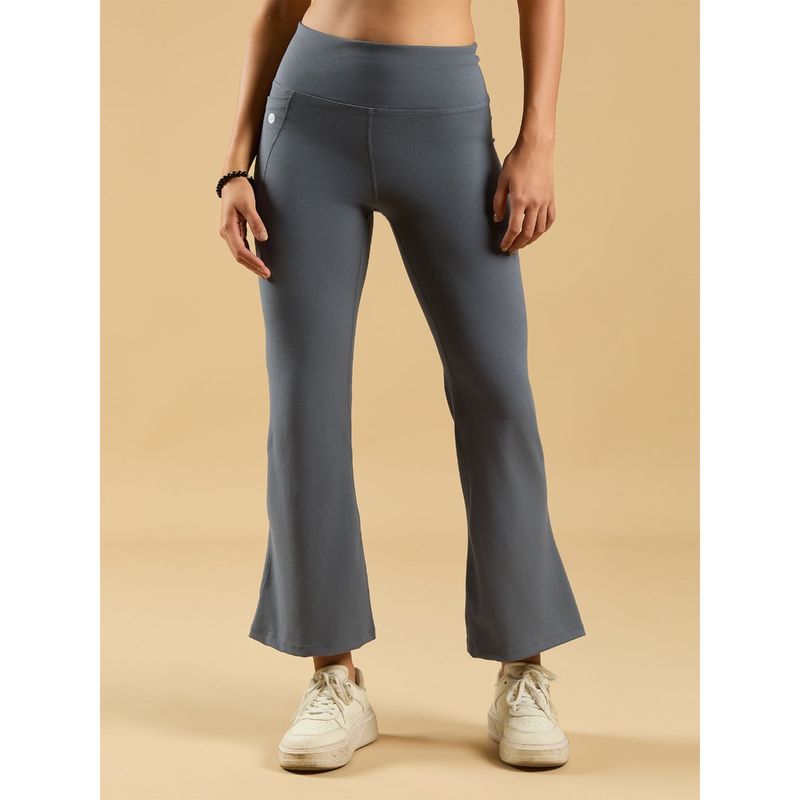 SOIE Womens High-Rise Fit & Flared Pants With 4-Way Stretch & Compression Waistband Grey (S)