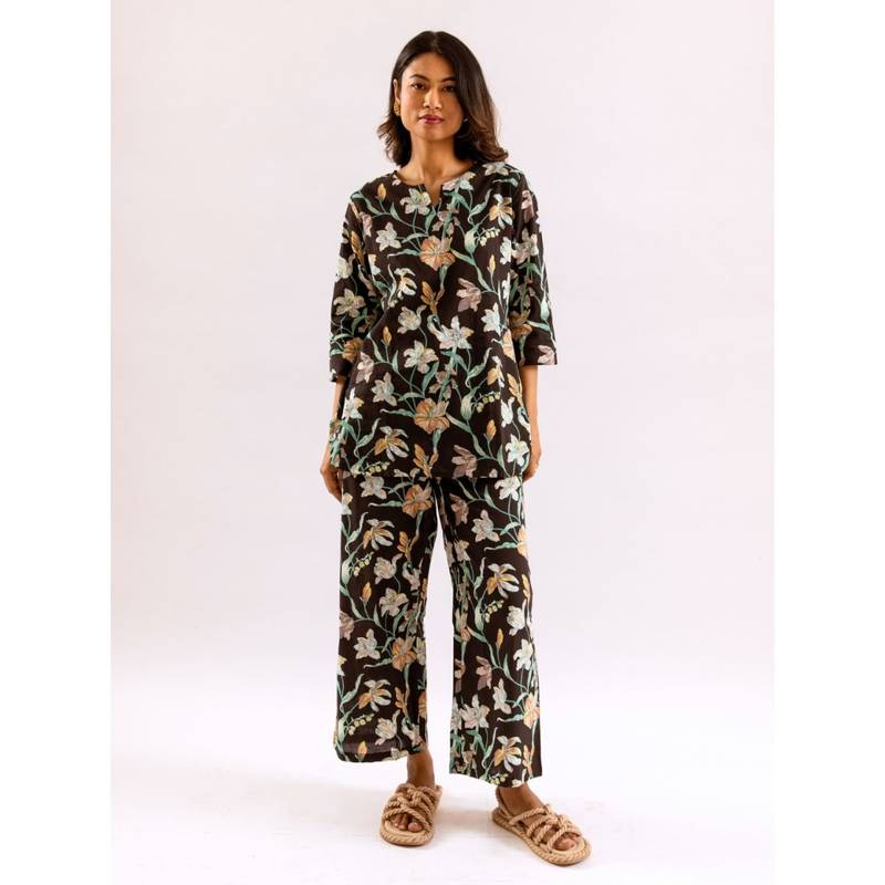 FEATHERS CLOSET Black Lily Printed Round Neck Cotton Co-Ord (Set of 2) (S/M)