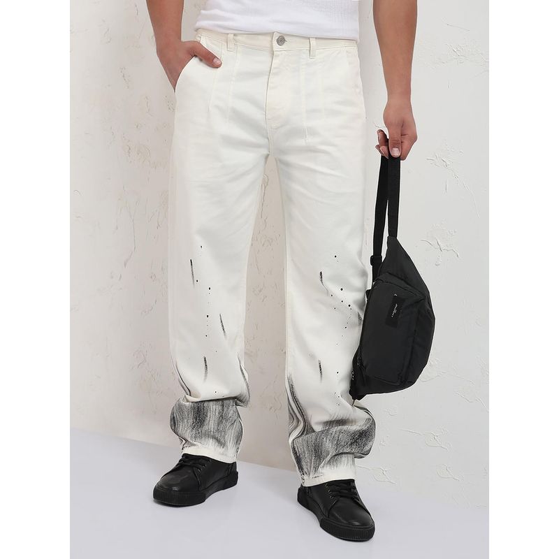 SHOWOFF Mens White Relaxed Fit Jeans (32)