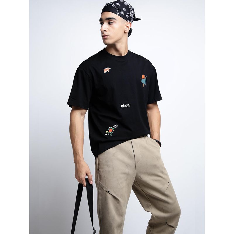 SHOWOFF Men Embroidered Black Short Sleeves Round Neck Relaxed Fit T-shirt (M)